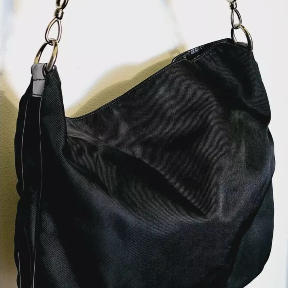 Authentic Gucci Nylon Purse - Picture 2 of 12